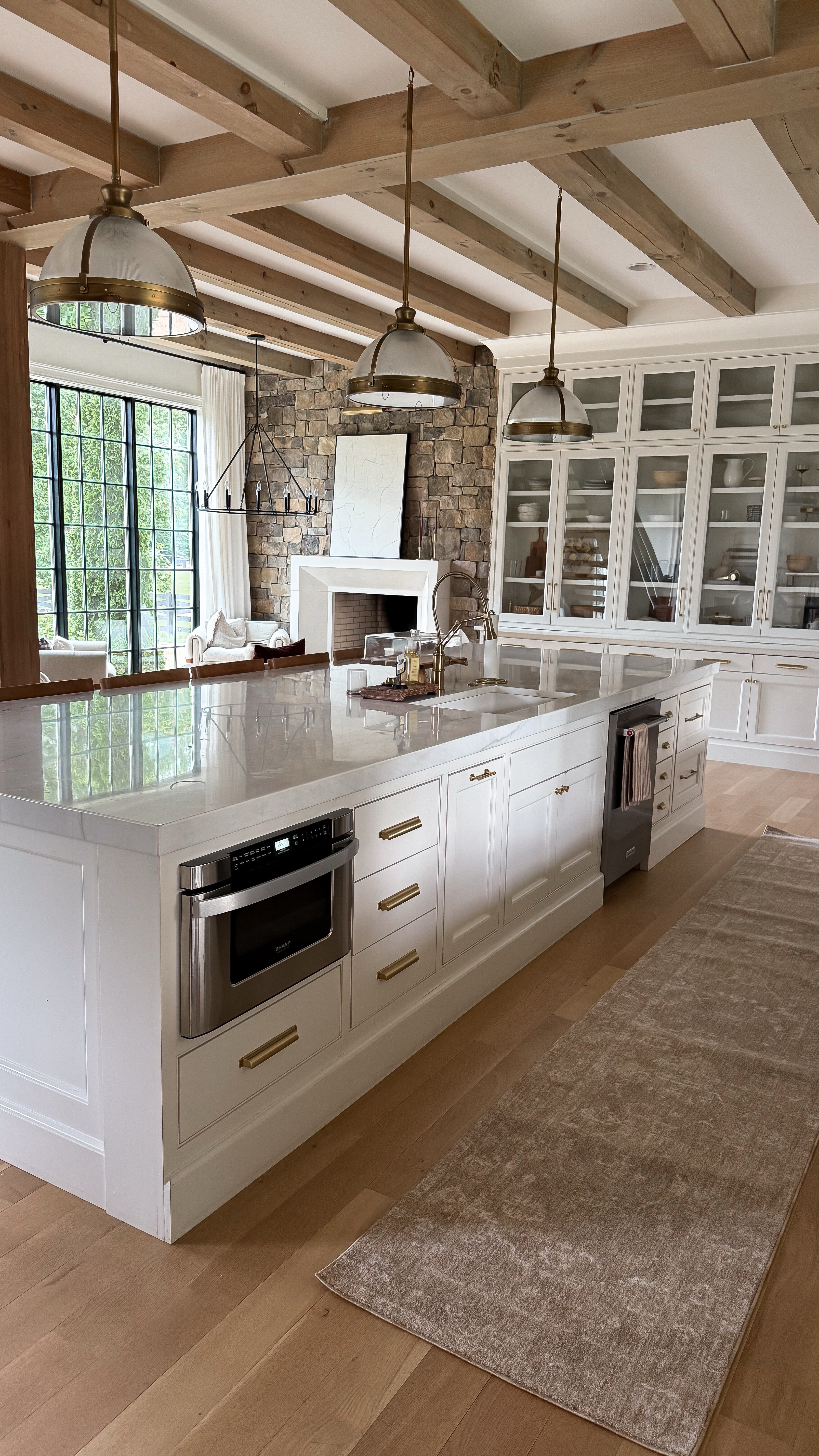 Kitchen runner

#LTKHome #LTKSaleAlert #LTKFindsUnder100