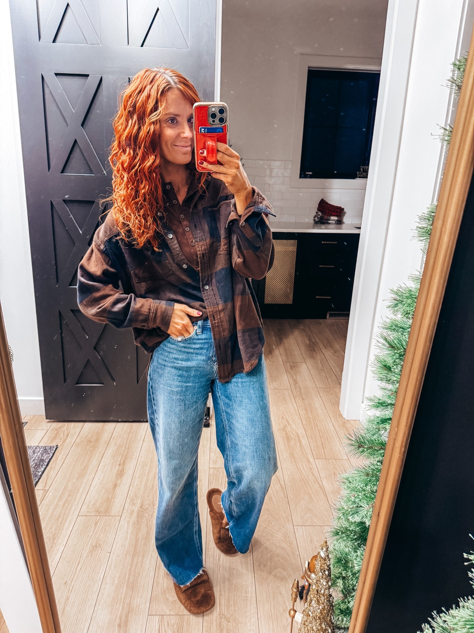 My entire Thanksgiving outfit is 40% off! My favorite jeans hand down and my flannel is last year but this years versions are already in my cart! They are the best oversized flannels you will find! Look a like slippers are only $6!!!

#LTKHoliday #LTKSaleAlert #LTKSeasonal