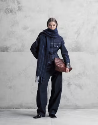 ARKET Endive barrel leg jeans in indigo blue | ASOS (Global)