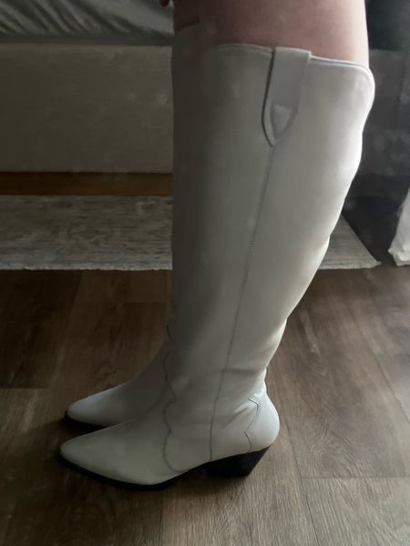 Wide calf extra wide calf cowgirl style boots in white wearing the extra wide calf with a 17” calf measurement these are leather from Journee shoes

#LTKSeasonal #LTKplussize #LTKshoecrush
