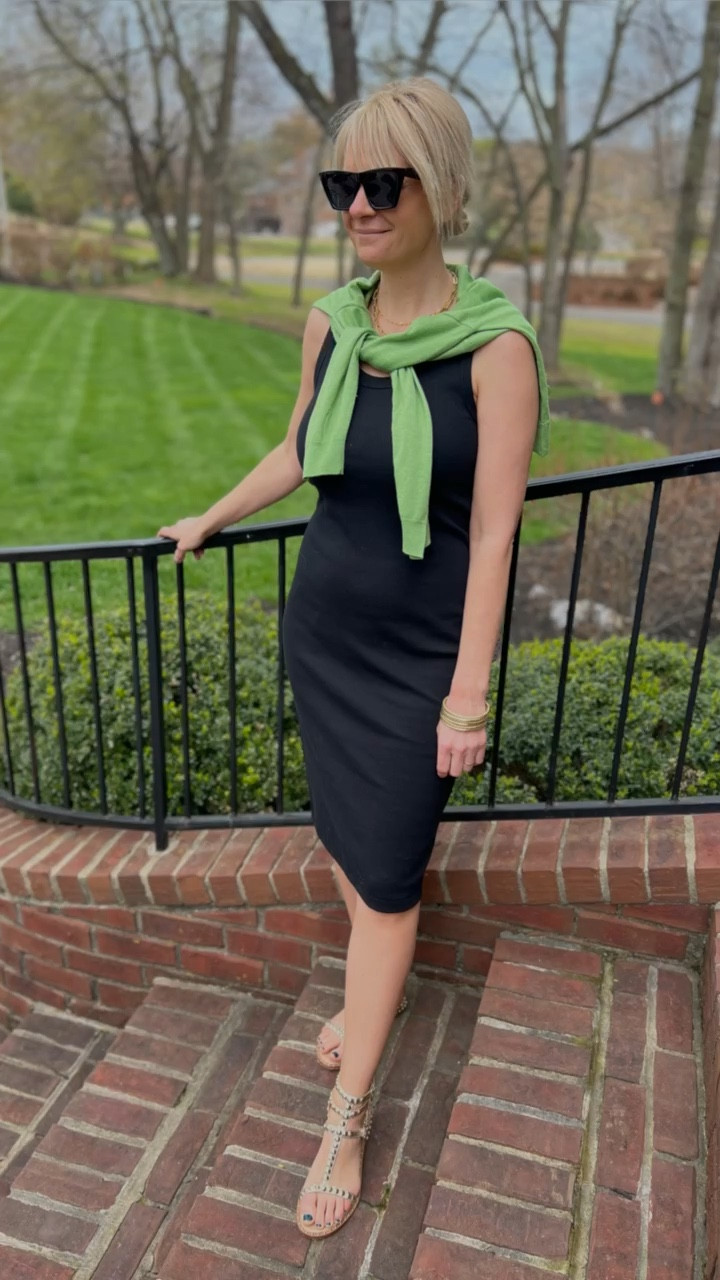 🌸Spring Capsule Styled Looks🌸

Day 6 ~ Love the pop of green with this black midi dress.  Looking forward to warmer days ahead ☀️ 

#LTKshoecrush #LTKSeasonal #LTKtravel