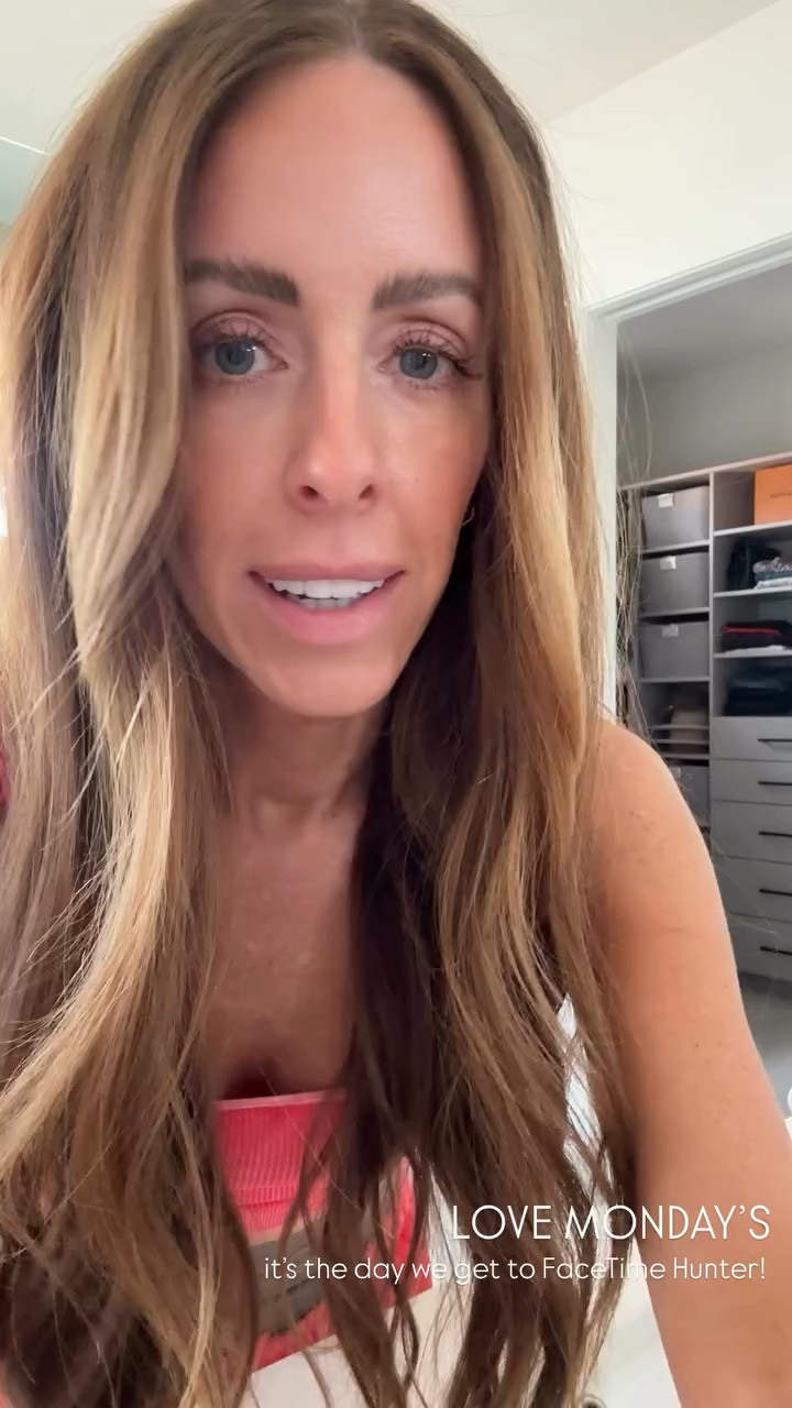 LOVE MONDAY’S it’s the day we get to FaceTime Hunter!