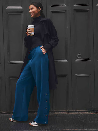 MVP Mid Rise Snap Pant | Athleta