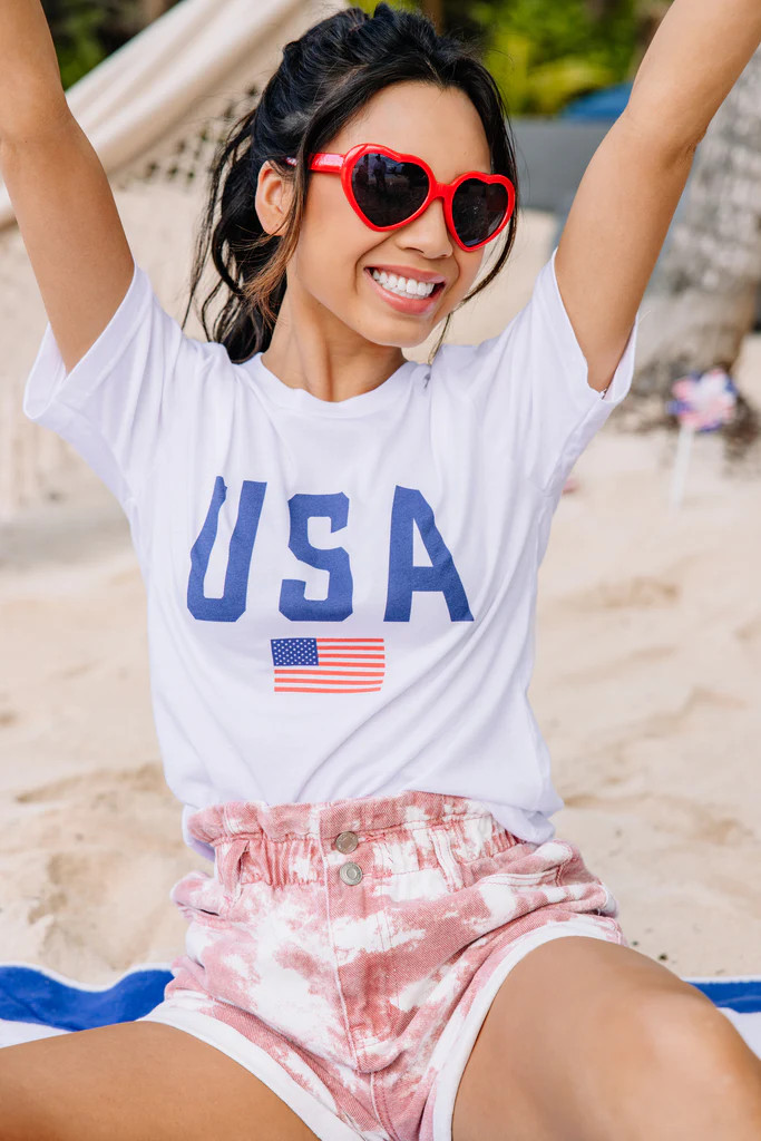Simply Patriotic White Graphic Tee | The Mint Julep Boutique