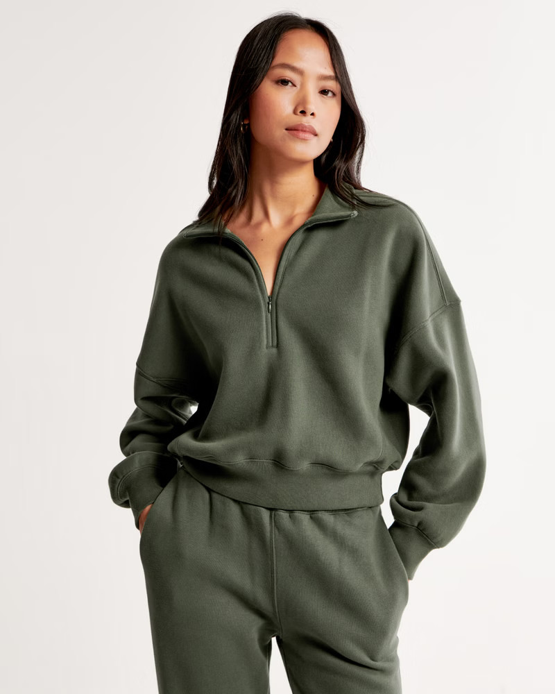 Essential Sunday Half-Zip | Abercrombie & Fitch (US)