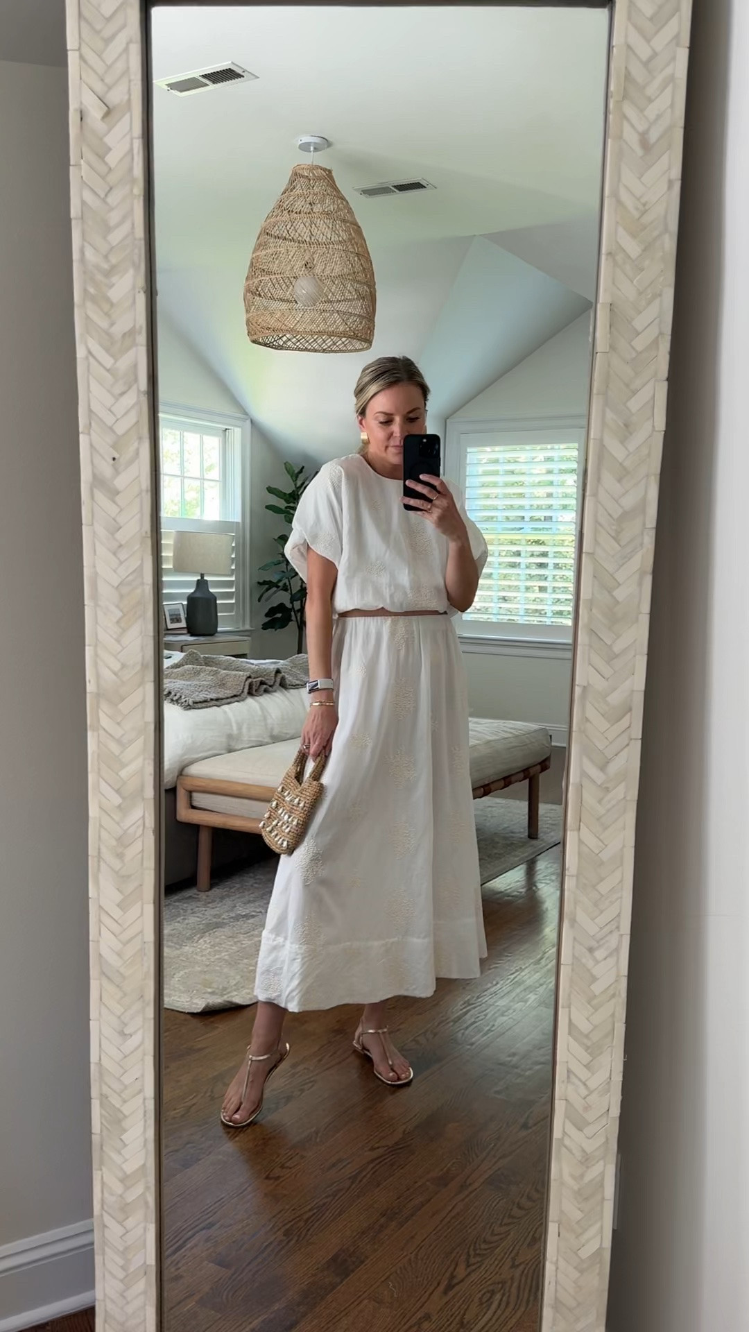Matching set for summer with the prettiest embroidery detail. I’m 5’5 wearing a 4/small, tts 

Vacation outfit, resort wear, summer outfit