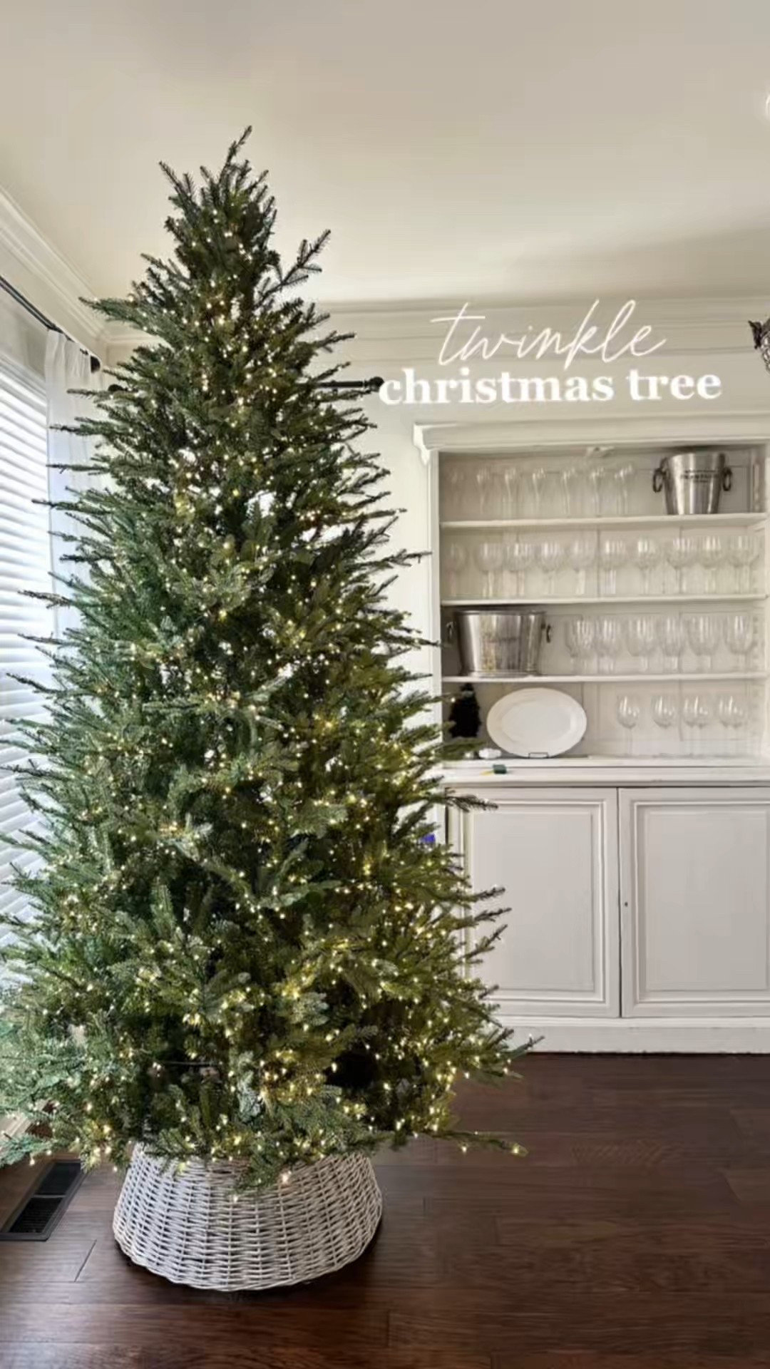 Obsessed is an understatement! 🤩✨ I ended up having to buy the floor model last year because these sold out so fast so dont procrastinate like me if you’re considering upgrading your tree this year! 🎄 #viralchristmastree #homedepot #twinkle #christmastree #fyp #makingchristmasmagical #christmasdecor #viraltree