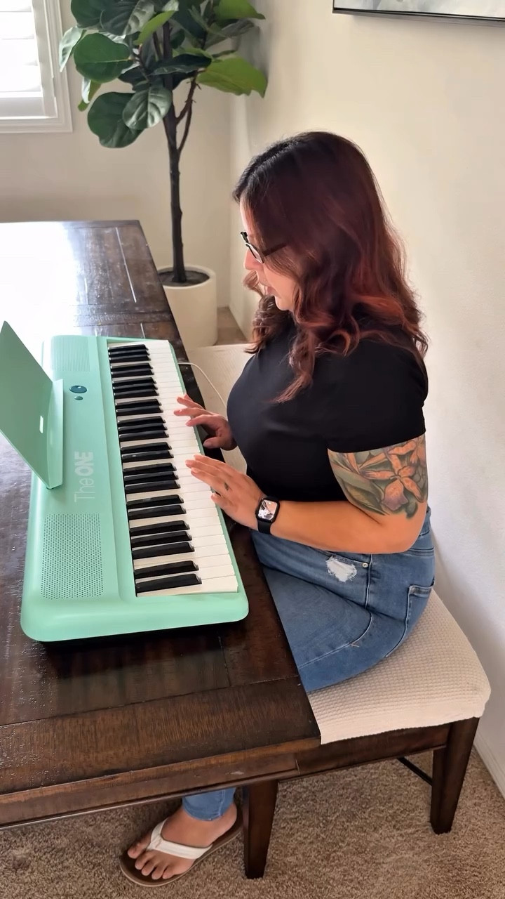 You can learn piano too, or even help your kids learn thanks to @theonemusic_global Smart Piano + App {gifted}.

As someone who loves music (catch me turning any stressful moment into a sing along song 🤣), practicing the piano just 10 minutes a day has become a form of self care and obviously a really cool skill I’m slowly getting better at!

Even the kids enjoy following along the games as the keys light up and help teach familiarity with some of the basic key notes.

If music is a big part of your family or you’ve wanted to learn the piano like me, check out @theonemusic_global 🎹

#pianolessonsforbeginners #momtips #selfcareformoms #musiclovingmom #momhacks