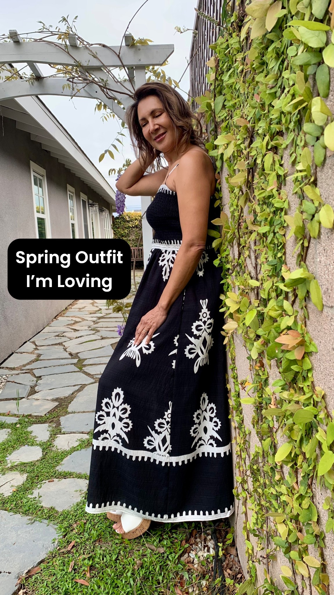 This spring dress is one of my favorites from Amazon. It runs TTS, and comes in some gorgeous colors. So cute for wine tasting, backyard BBQ’s and vacation dinners.

#LTKOver40 #LTKTravel #LTKSeasonal