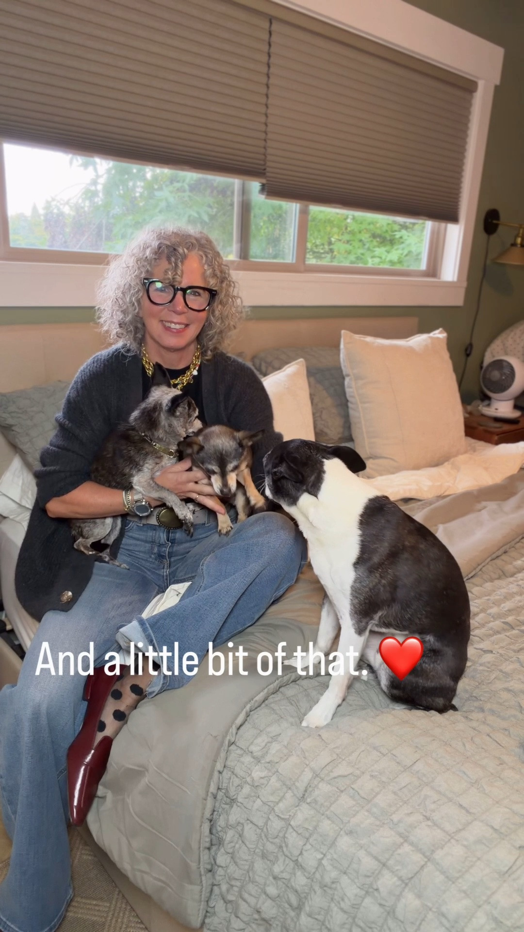 All you need is rescue dogs 🥰
@Quince small sweater
@Target size 4 jeans
@Target small tee
@cparavano shoes tts
@Target belt
@linene&hutch bedding 60% off with 
Code: 60JILL