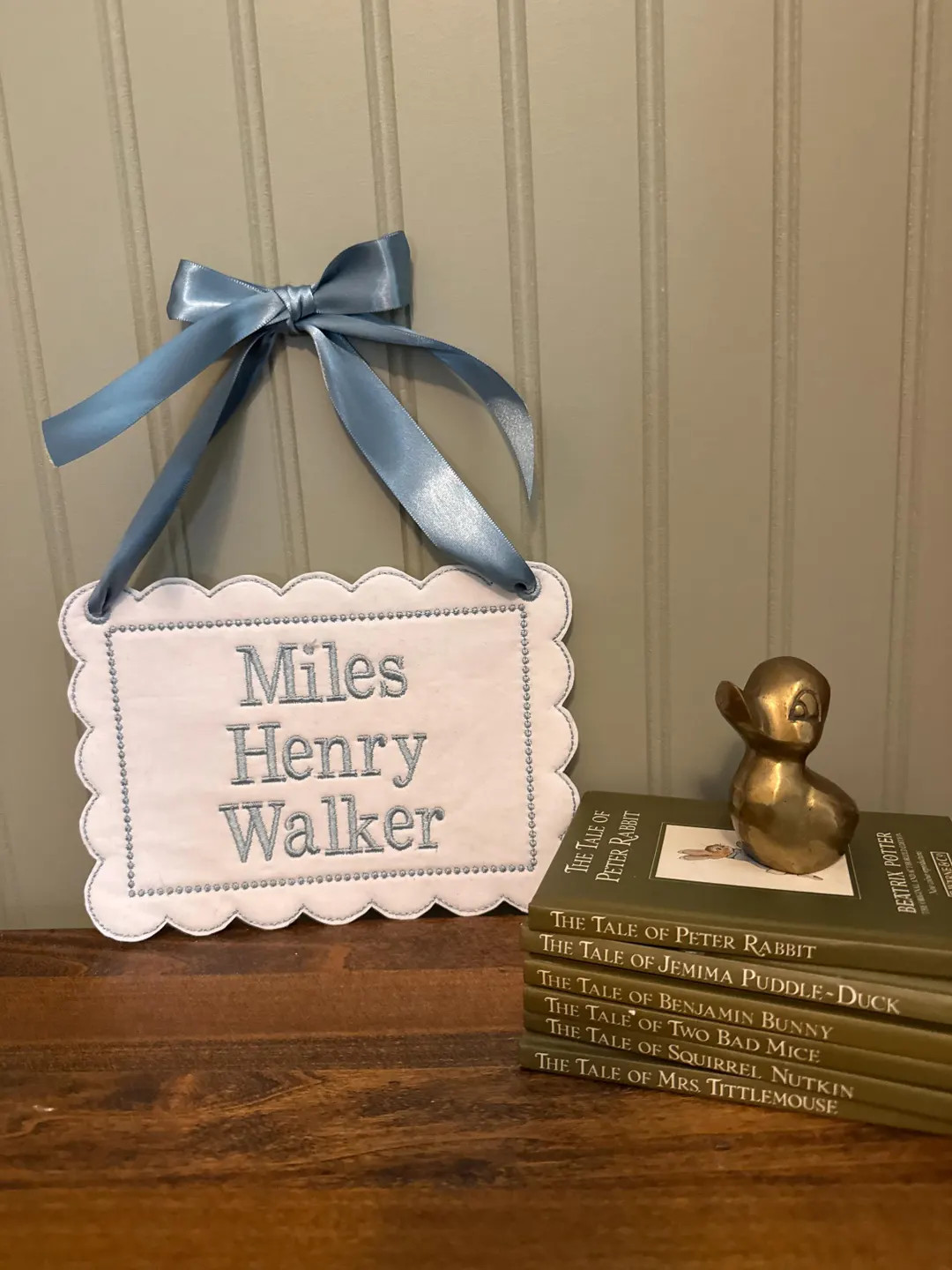 Embroidered Baby Name Sign | Scalloped Door Hanger, Nursery Decor - Etsy | Etsy (Global)