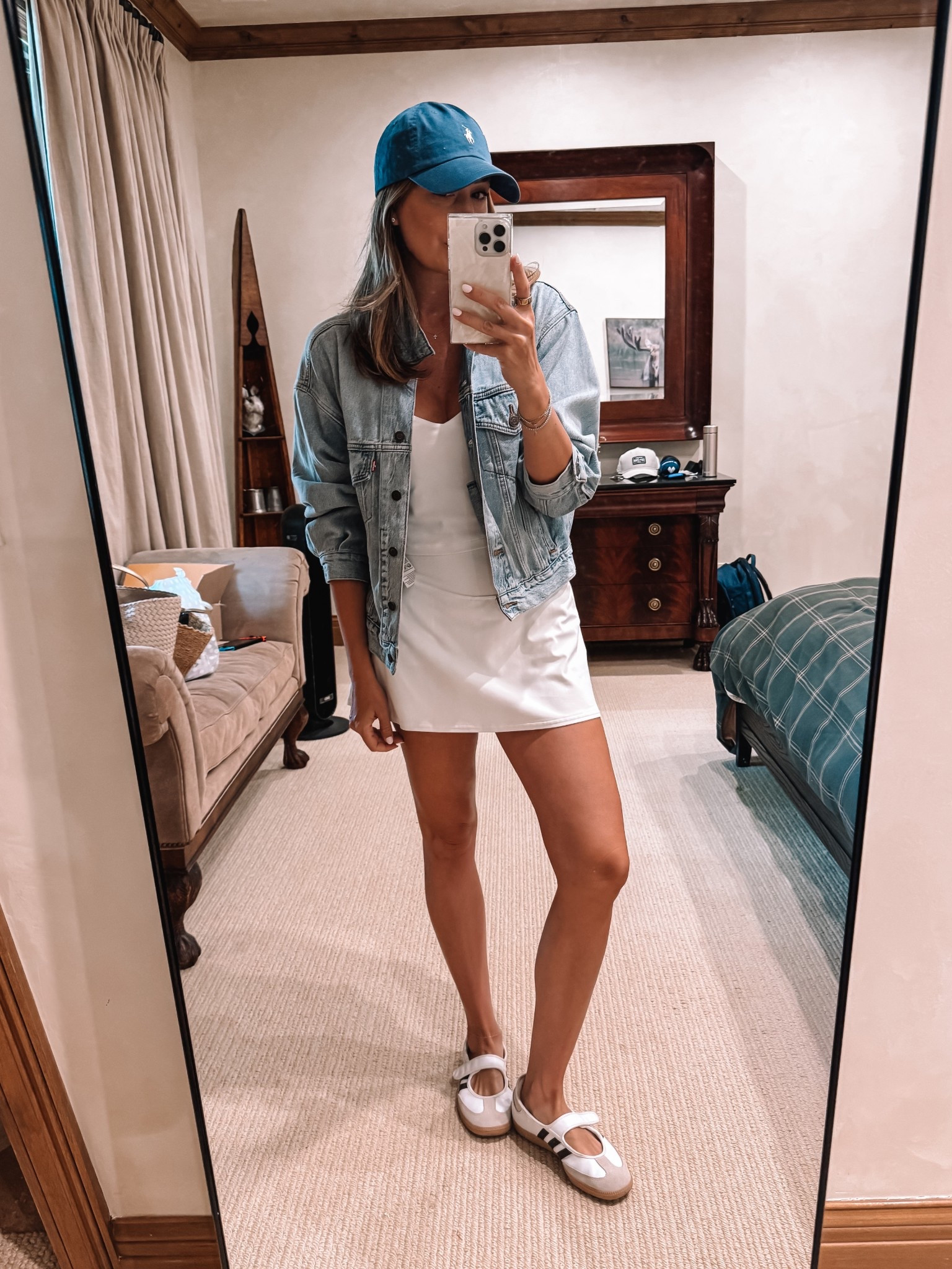 Favorite denim jacket, size small 

#LTKFindsUnder100