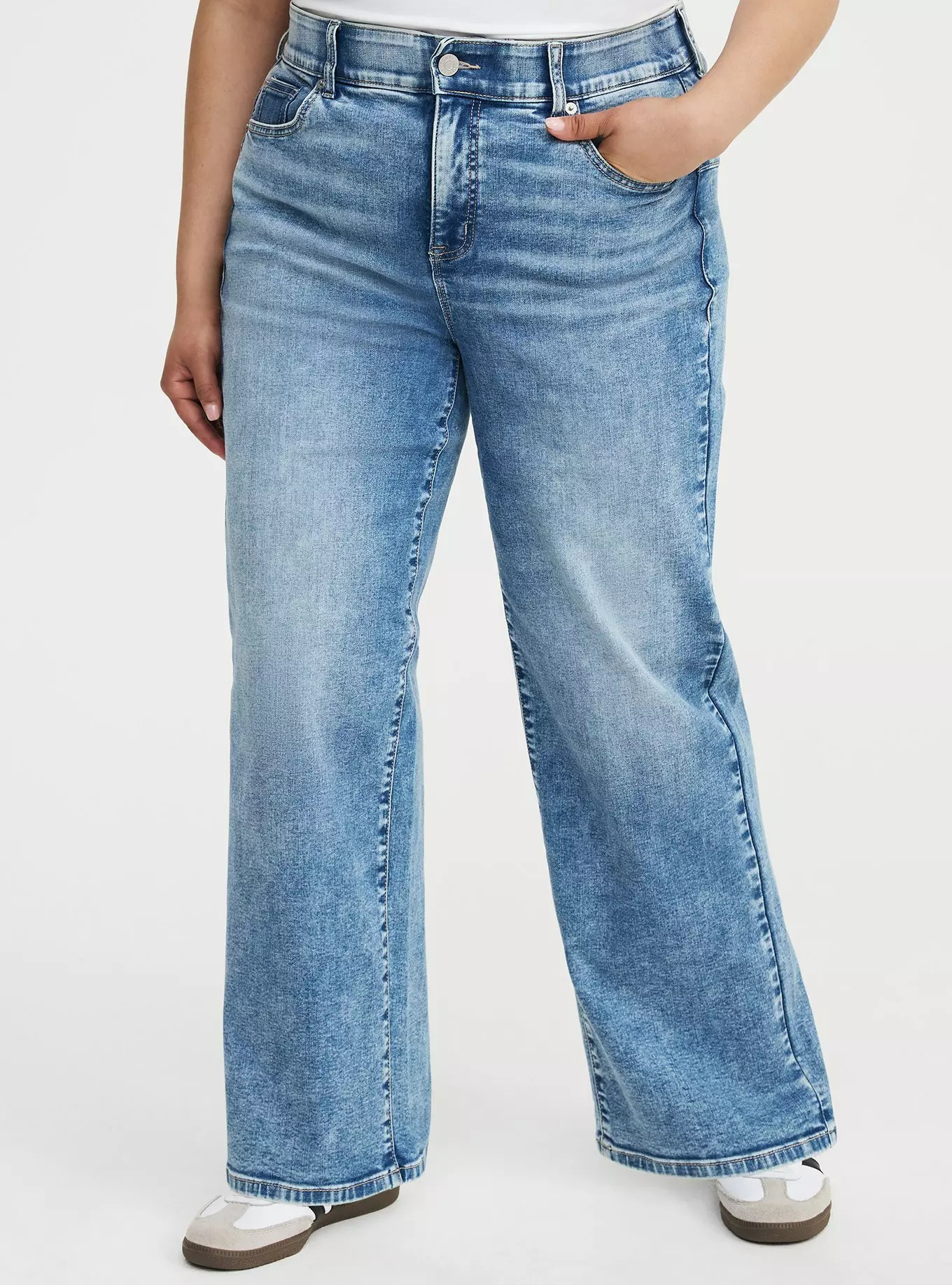 Bombshell Wide-Leg High-Rise Jean | Torrid (US & Canada)