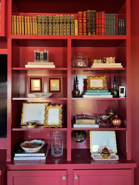 The frames in my clients shelves!! 

#LTKhome #LTKGiftGuide #LTKSeasonal