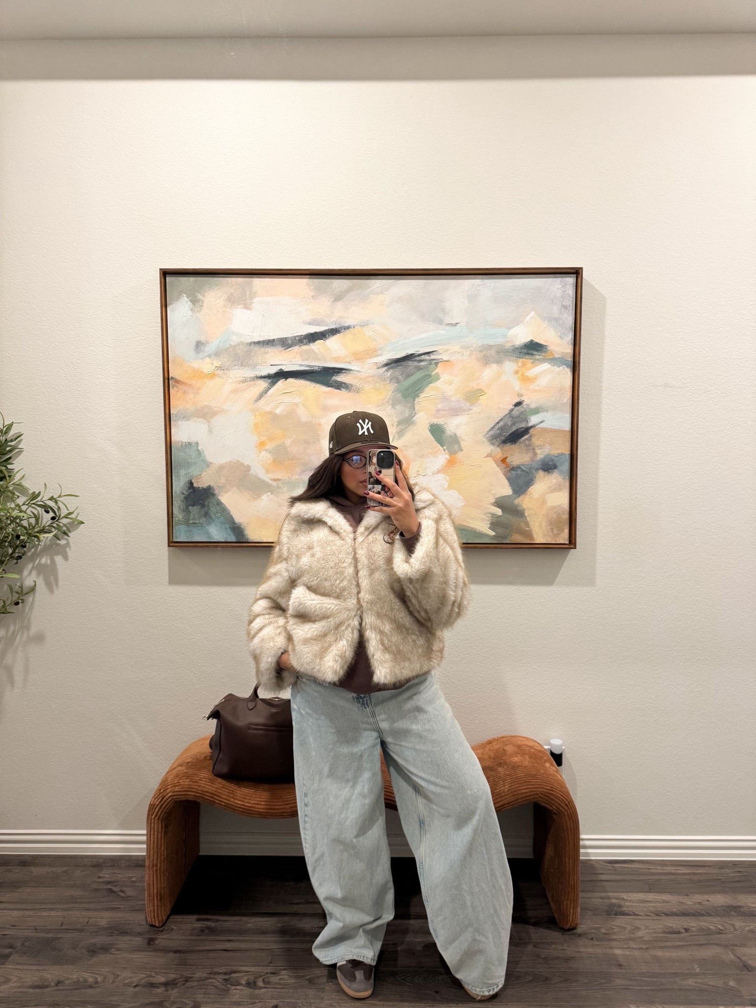 Coffee date 
Coat: XL 
Bag: Mina baie