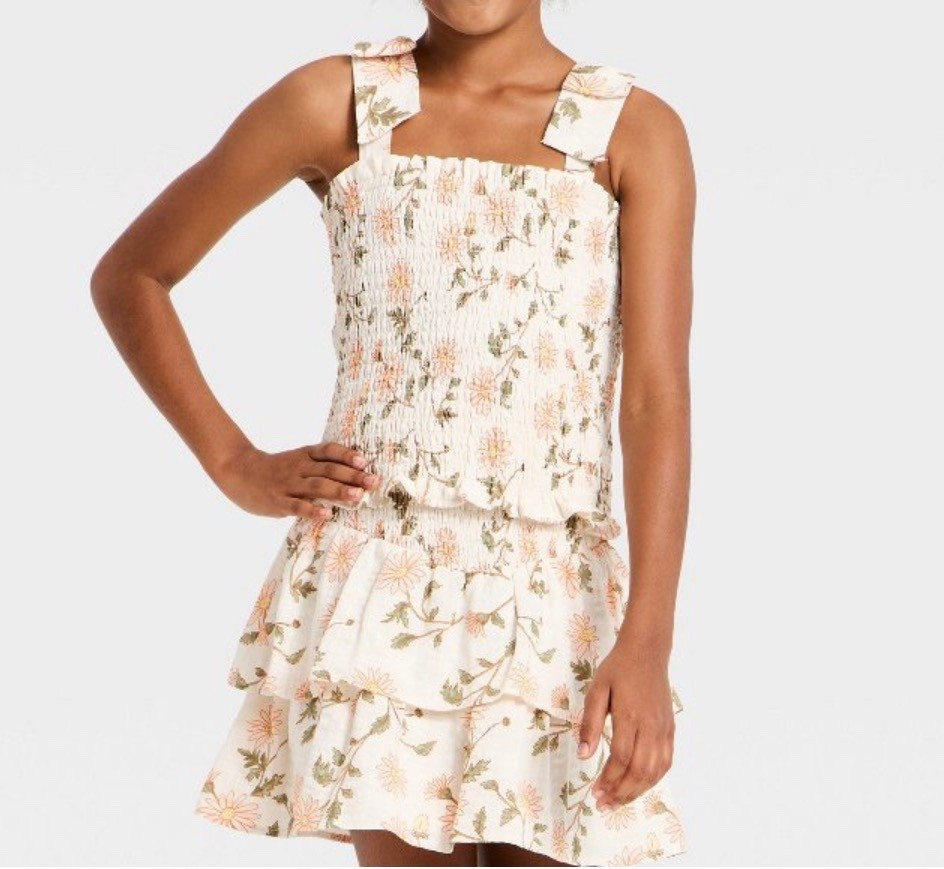 This summer smocked gauze set from @Target  looks and feels boutique - my 4.5 year old fits perfectly in the xs. We’re both obsessed. 


Summer outfit 
Girls spring outfit
Girls summer set
Girls spring set
Girls summer outfit
Easter basket ideas

#LTKootd #LTKmomlife #LTKKids
