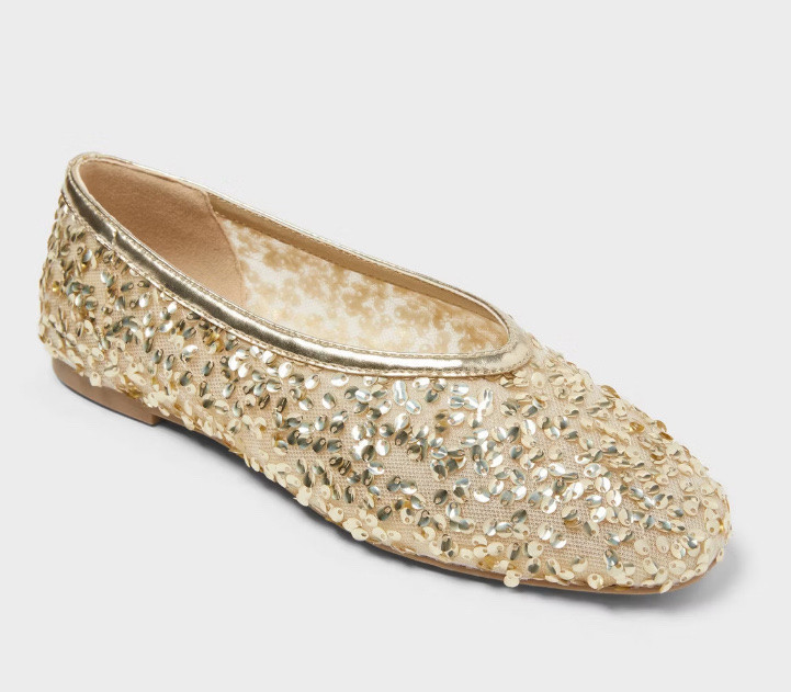 These are flats are really fun for the holiday. 



#LTKSeasonal #LTKOver40 #target #sequin #meshflats #holidayshoes #flats 

#LTKHoliday #LTKFindsUnder50 #LTKU