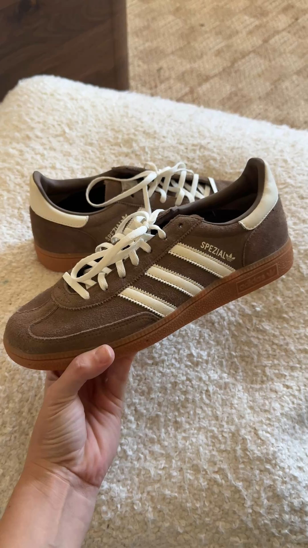 Most comfortable sneaker … obsessed with the color ! Perfect gift for the sneaker lover in your life 

Nordstrom, Nordstrom find, sneaker, fall, gift guide

#LTKHoliday #LTKFindsUnder100 #LTKGiftGuide