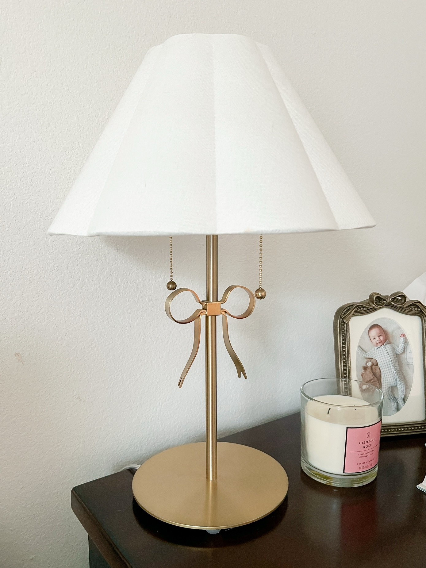 The viral brass bow lamp is on sale!! 🙌🏼 Honestly such a good deal, especially compared to others I’ve seen online.

LoveShackFancy look for less, girly home decor, girly decor