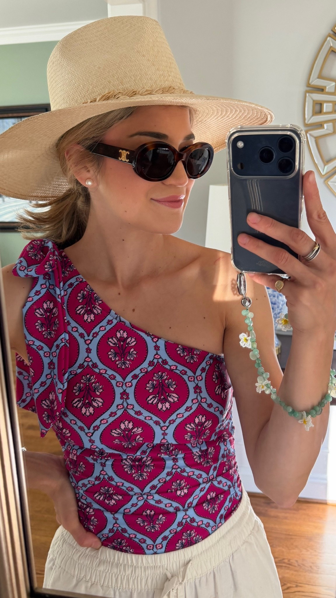 what I’m wearing to the pool as a stay at home mom

#LTKootd #LTKgrwm #LTKmomlife