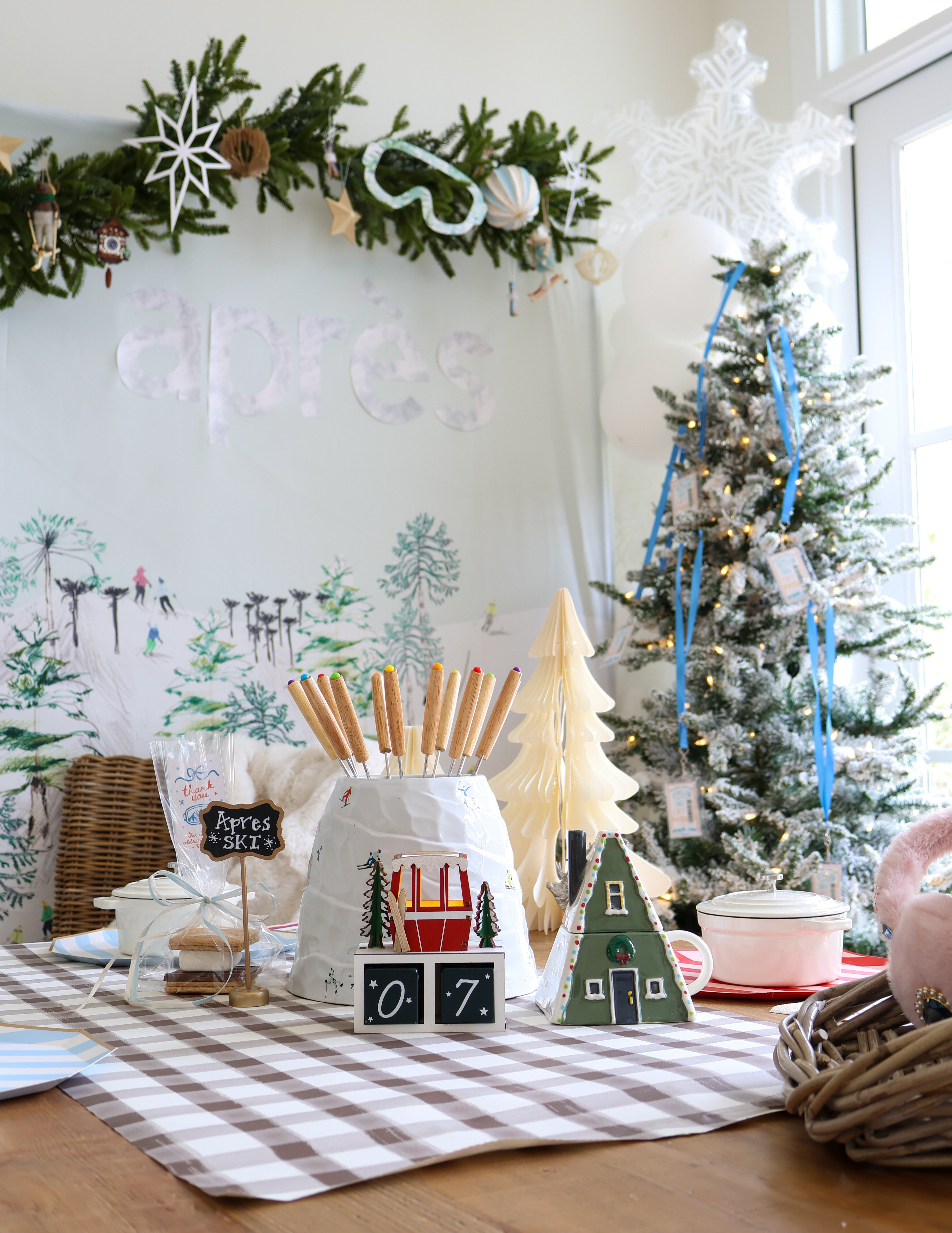 Everything you need for the chicest après-ski party of your dreams!  

 

#LTKmomlife #LTKSeasonal #LTKKids