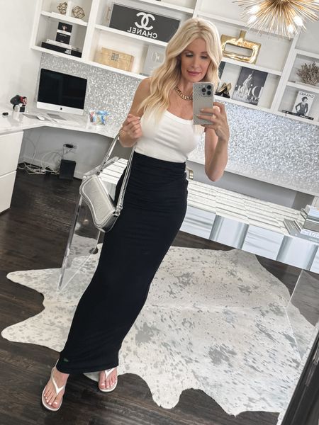 How fabulous is this maxi skirt!? The ruching is so flattering and it has an under $70 price point - also comes in white! I’m wearing an XS.

#LTKSeasonal #LTKFindsUnder100 #LTKOver40
