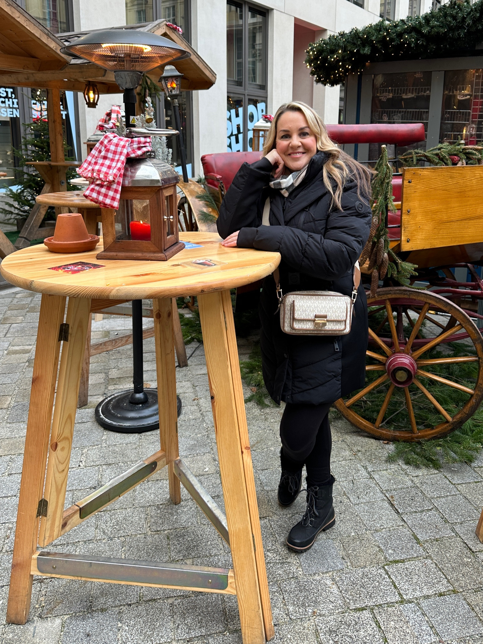 Christmas Market Season! 



#LTKHoliday #LTKTravel #LTKSeasonal