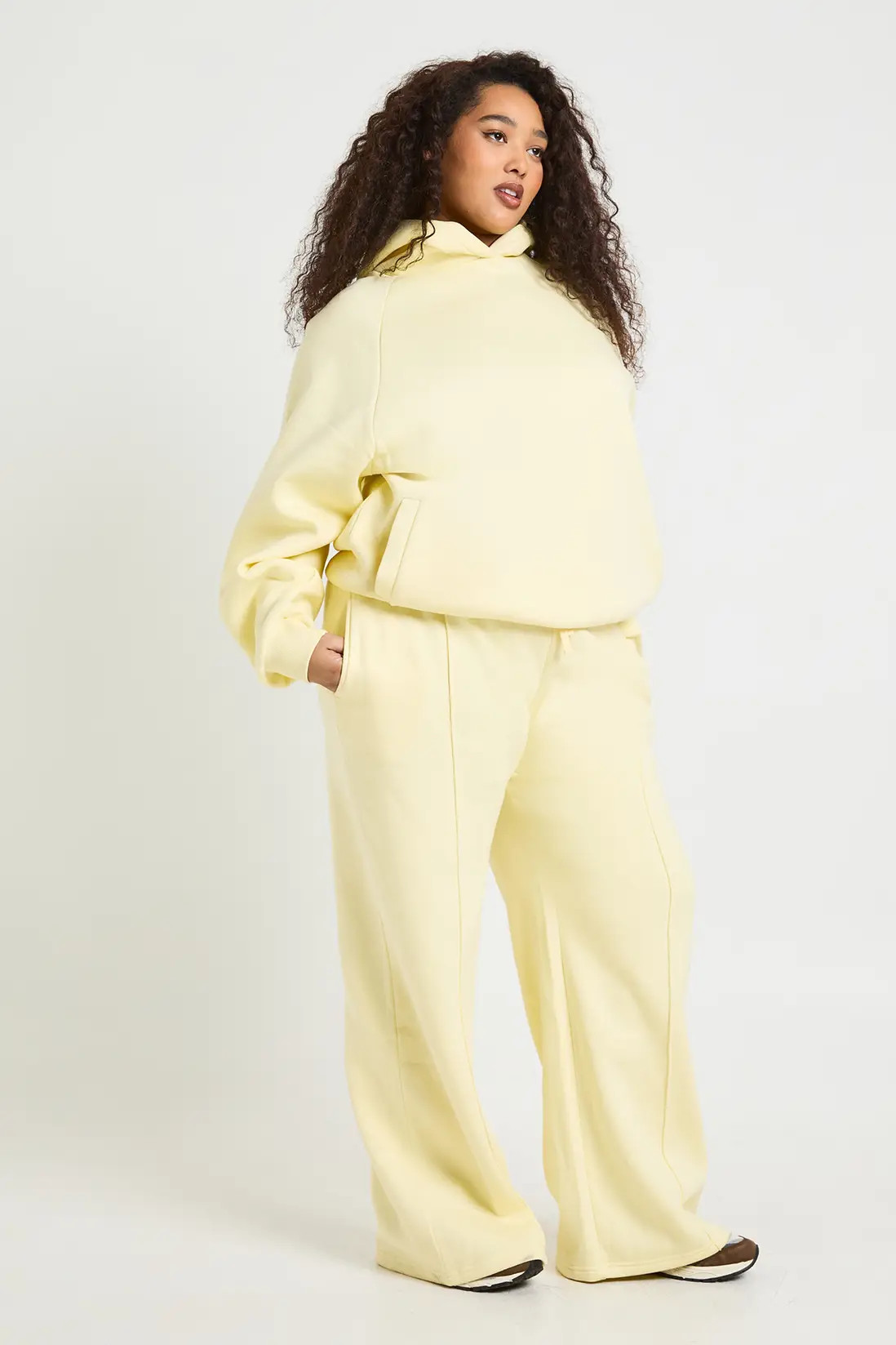 Butter Plus Core Basic Raglan Seam Oversized Hoodie | Boohoo | Boohoo.com (UK & IE)