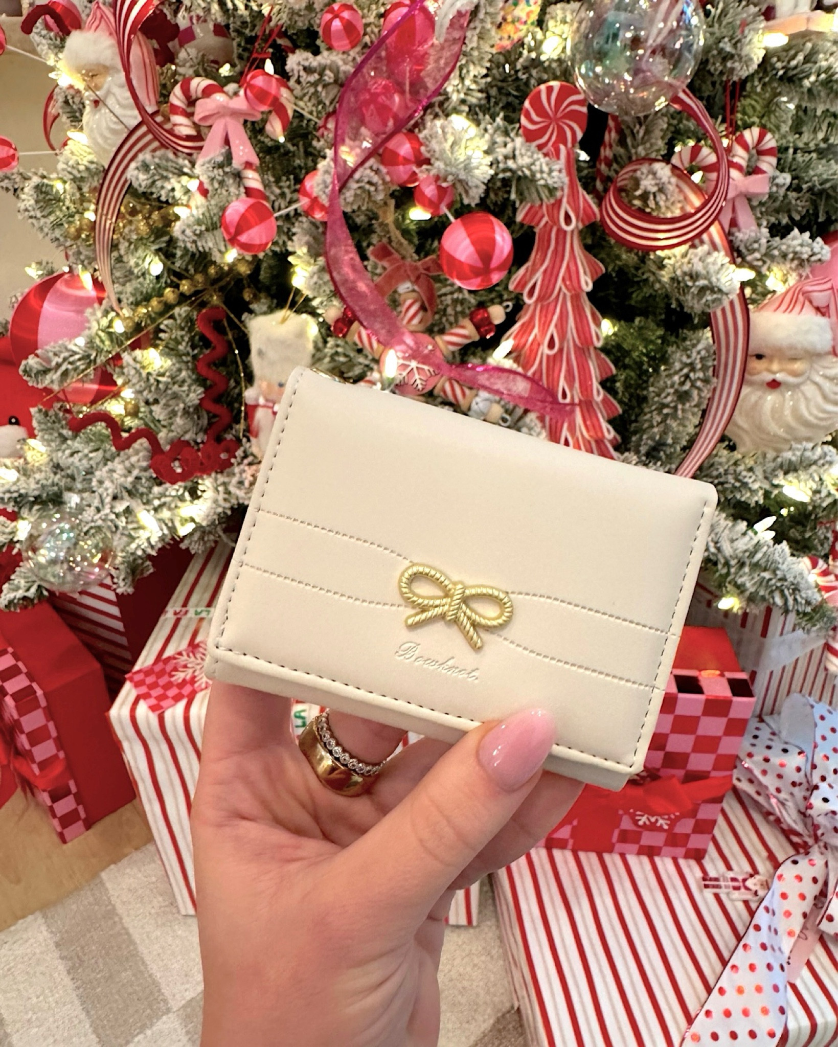 Bow wallet Black Friday deal at Amazon 🖤

Bow wallet, wallet, Black Friday, Black Friday sale, Amazon Black Friday deals, Amazon Black Friday sale, Amazon, Amazon sale, Amazon deals, Madison Payne 

#LTKSaleAlert #LTKStyleTip #LTKSeasonal