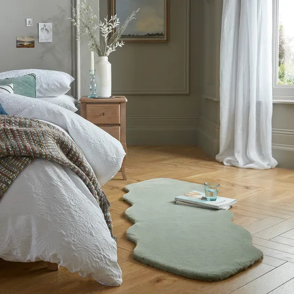 Supersoft Double Pelt Faux Fur Rug | Dunelm (migrated)
