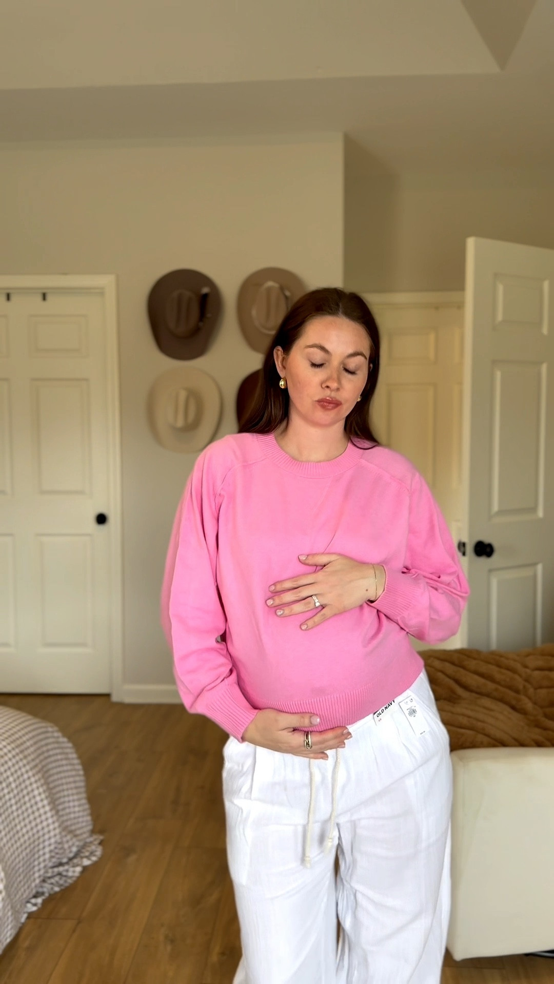 My recent Old Navy order!! 🌷 

Sizes: 
Purple smocked dress: small 
Blue gauze dress: XS 
Linen pants: small (could’ve sized up) 
Button up: small 
Pink & yellow sweaters: small 
Brown dress: small 

#LTKhaul #LTKmomlife #LTKBump