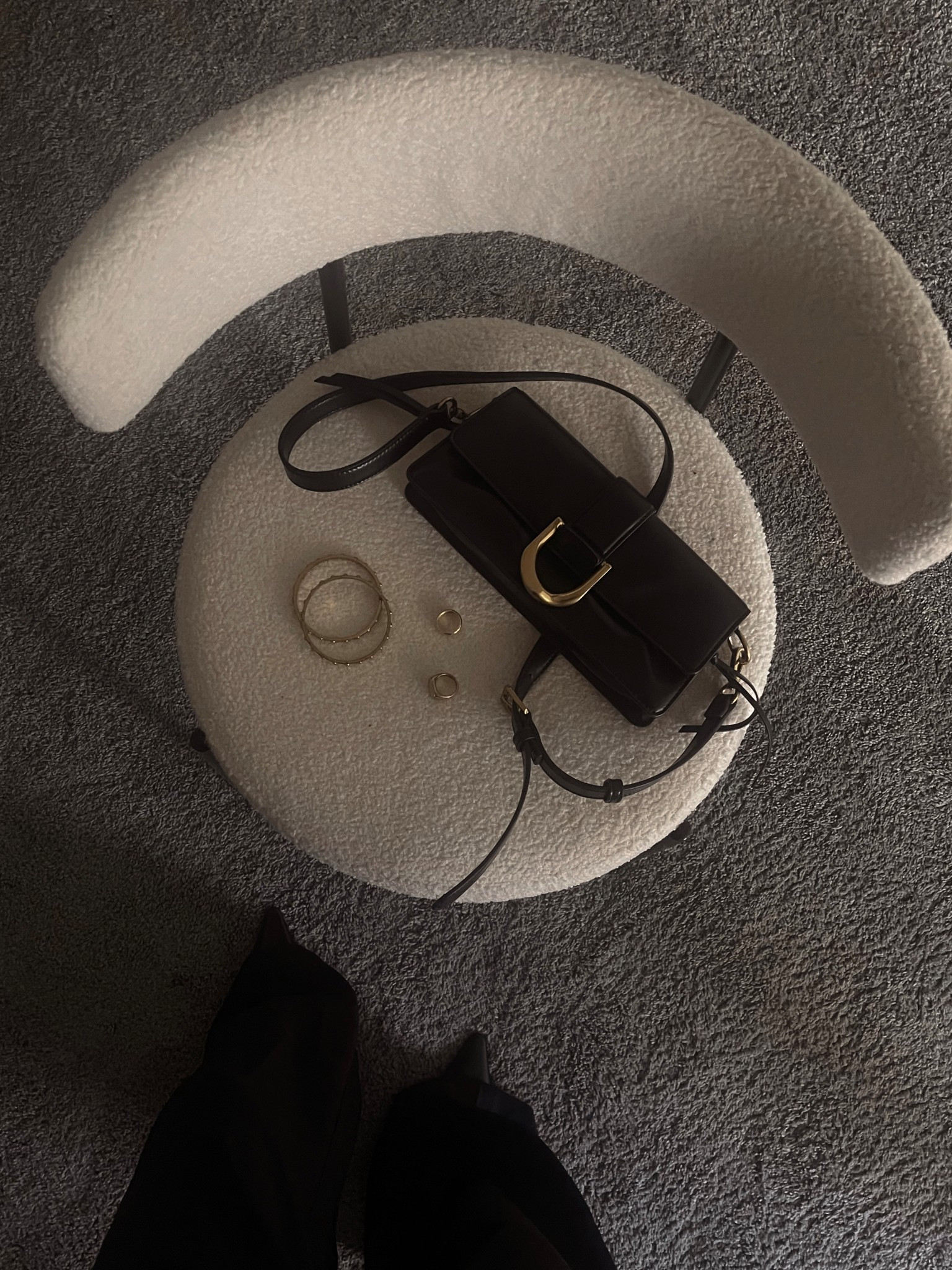 Can’t go wrong with one of the classic color combinations: black and gold 🖤✨

Luckily this gorgeous Charles & Keith crossbody purse can do both! This is from their Gabine collection from a while back and it’s still one of my favorite black purses to this day. The quality of the leather and the iconic buckle have withstood the tests of time + it’s a versatile purse that would elevate any outfit (which is such a win-win for a minimalist maximalist like yours truly)

Unfortunately I don’t think it’s made in this style anymore, but I did link other alternatives from the current Charles and Keith Gabine collection in this post (the mini is under $100 right now too 😉)

#LTKWorkwear #LTKStyleTip #LTKItBag