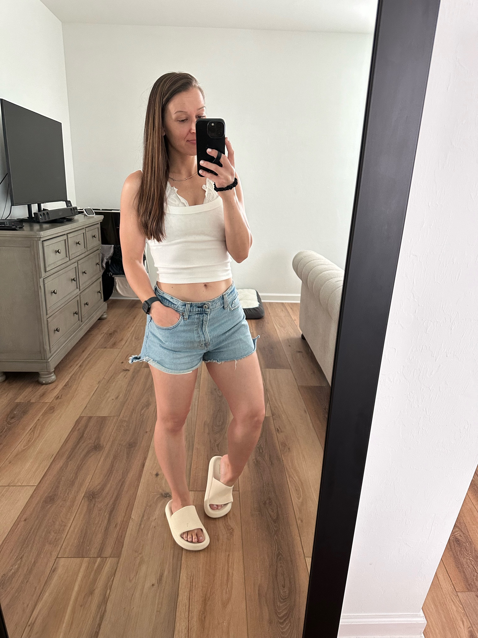 Hot mom summer vibe check ☀️🌷

Abercrombie / Shorts / Tank / Clothing / Style / Sale 

#LTKFindsUnder50 #LTKSaleAlert #LTKFindsUnder100