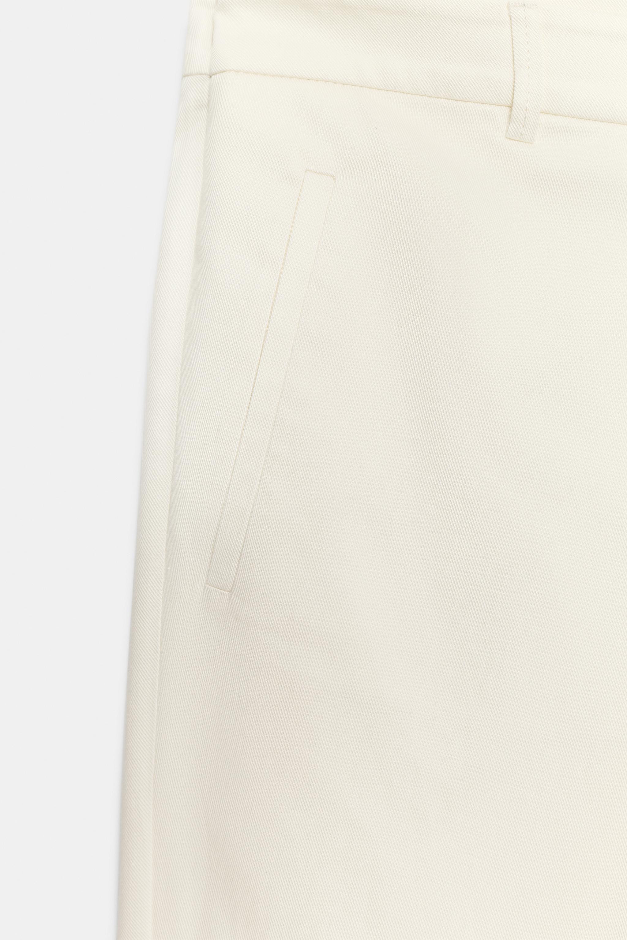 ZARA WOMAN COLLECTIONHose aus einem Garn mit 38 % Baumwollanteil. Mittelhoher Bund mit G\u00fcrte... | Zara DE