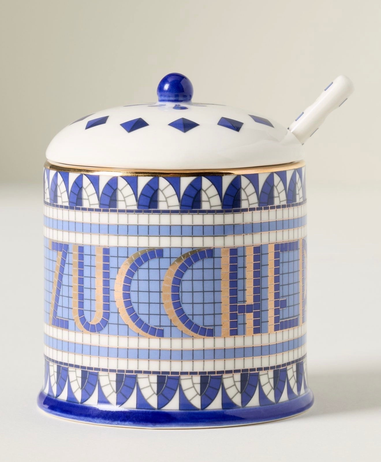 In love with this darling sugar bowl!🥣