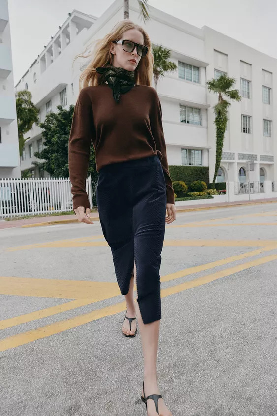 STRAIGHT CORDUROY MIDI SKIRT | Zara US