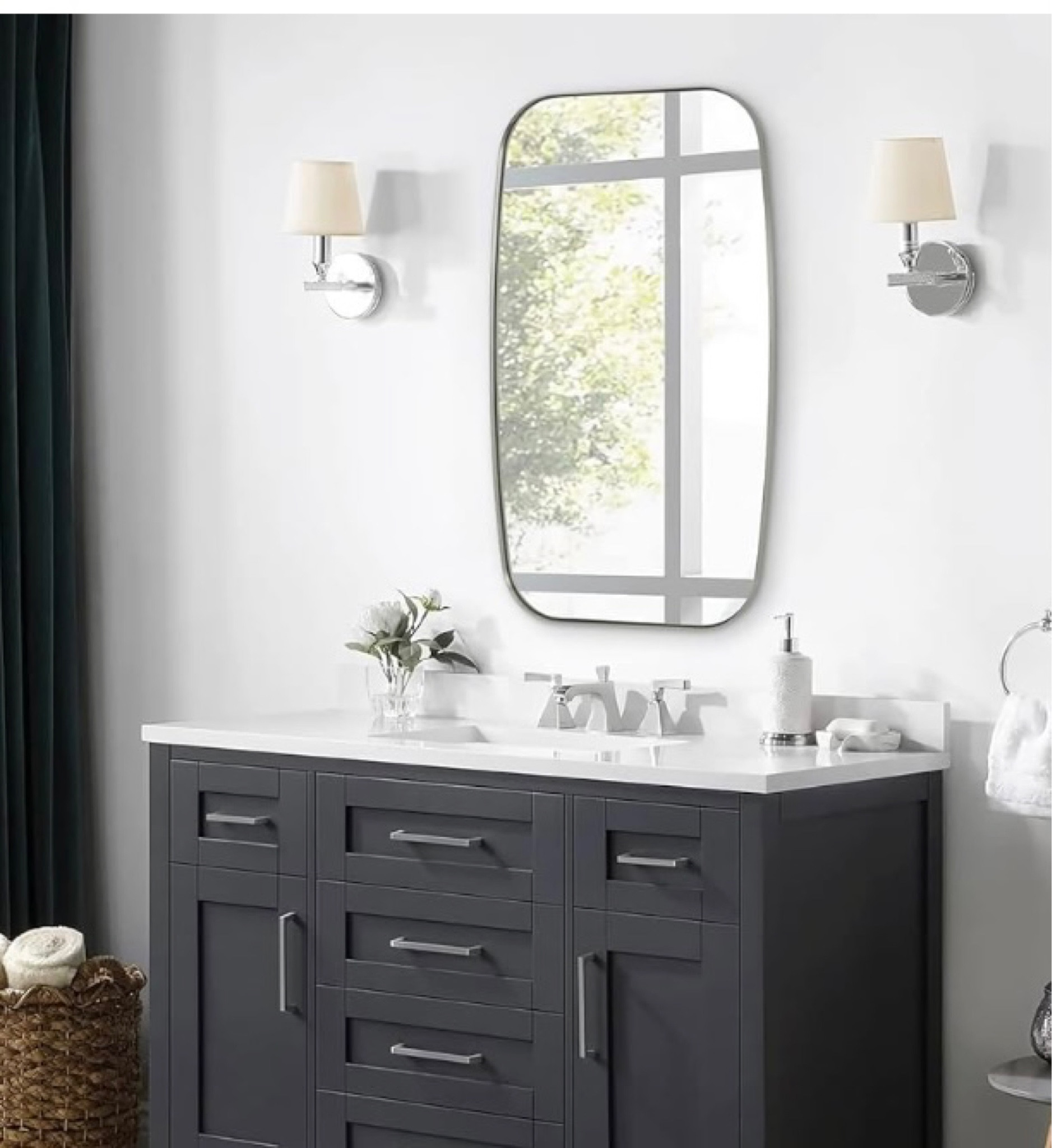 Showroom vanity mirrors 

#LTKhome