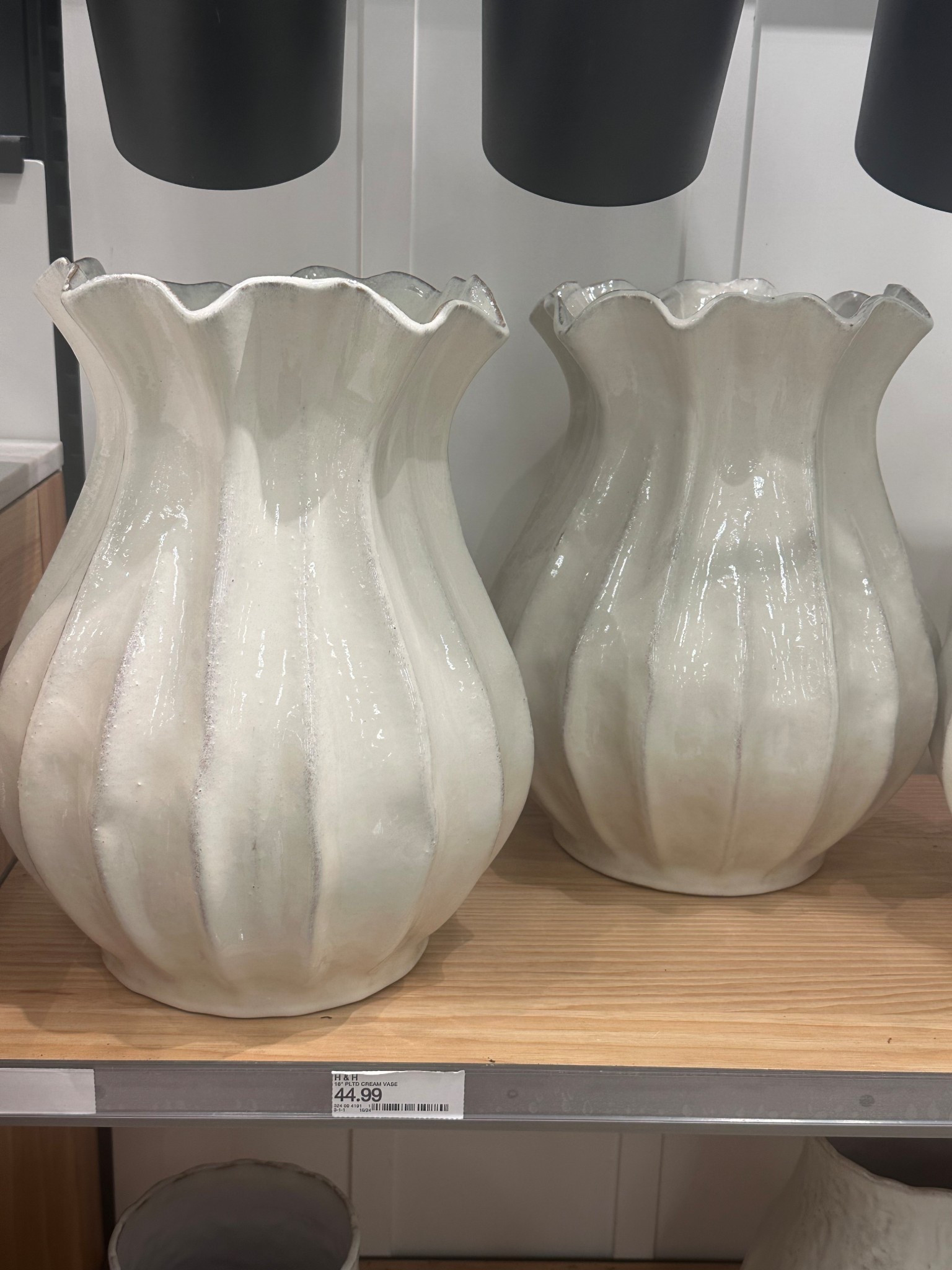 Under $50 and she’s massive 

Home decor | affordable home decor | vase

#LTKHome #LTKHoliday #LTKFindsUnder50