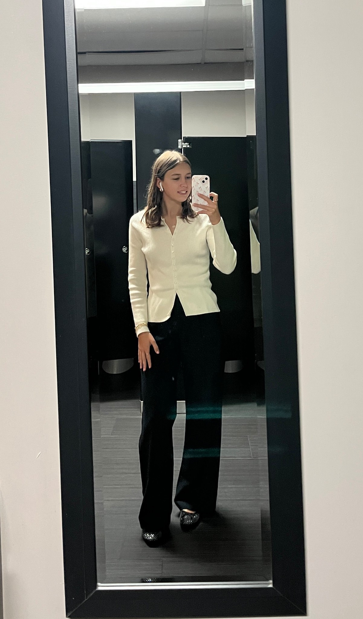 Black and white 🤍🖤

#LTKWorkwear #LTKStyleTip #LTKSeasonal