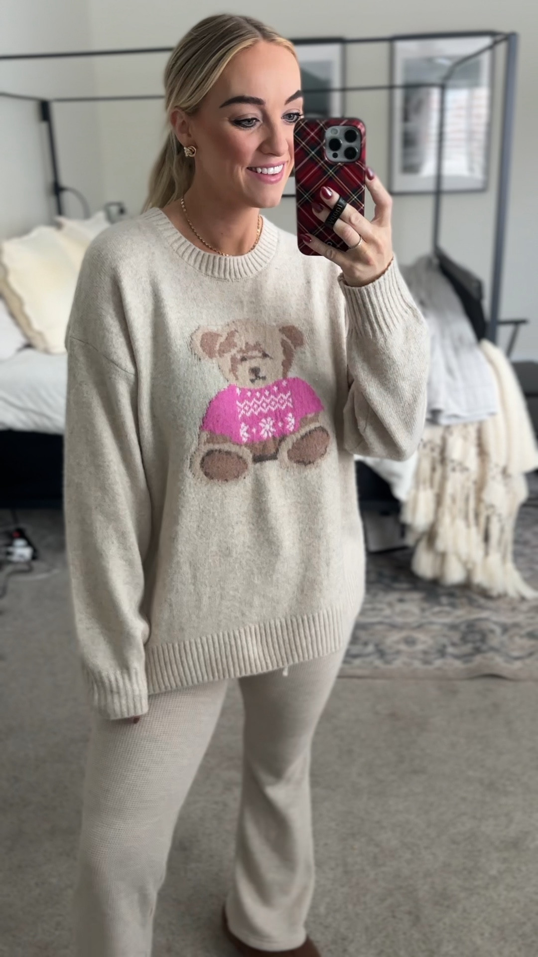 a little monochromatic teddy bear look for today’s ootd! 🧸💕 i’m wearing an XL in the sweater for a cozy oversized fit + large in the waffle flare pants. walmart fashion finds for the win! 🫶🏼
#teddybeartrend #sweateroutfits #sahmoutfit #comfycozy #giftsforher

#LTKootd #LTKFindsUnder50