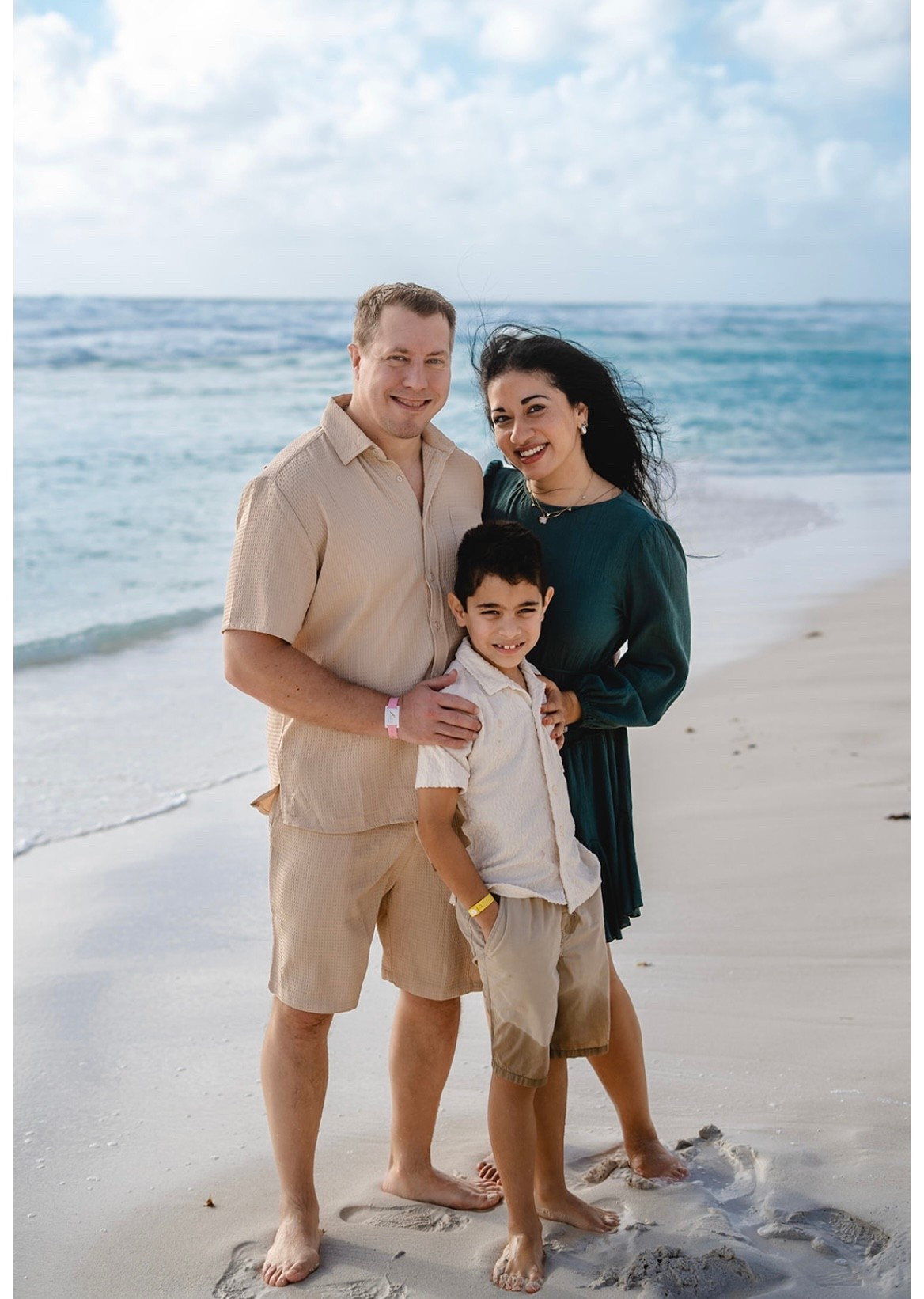 Family beach photo shoot
Neutral family outfits
Coordinating family outfits
Amazon men’s 


#LTKMens #LTKKids #LTKTravel