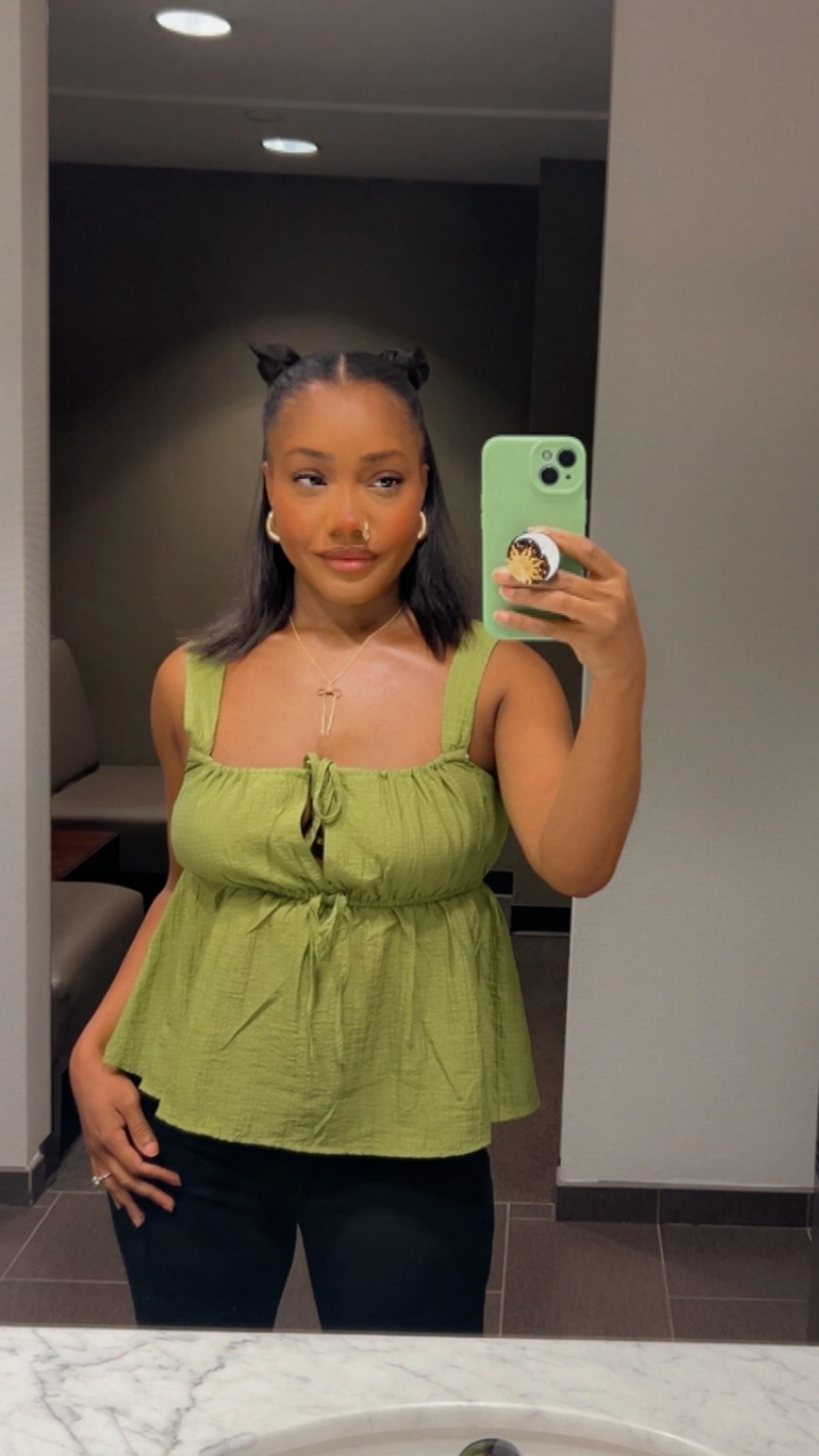 Another easy work day outfit.


#LTKPetite #LTKFindsUnder50 #LTKWorkwear