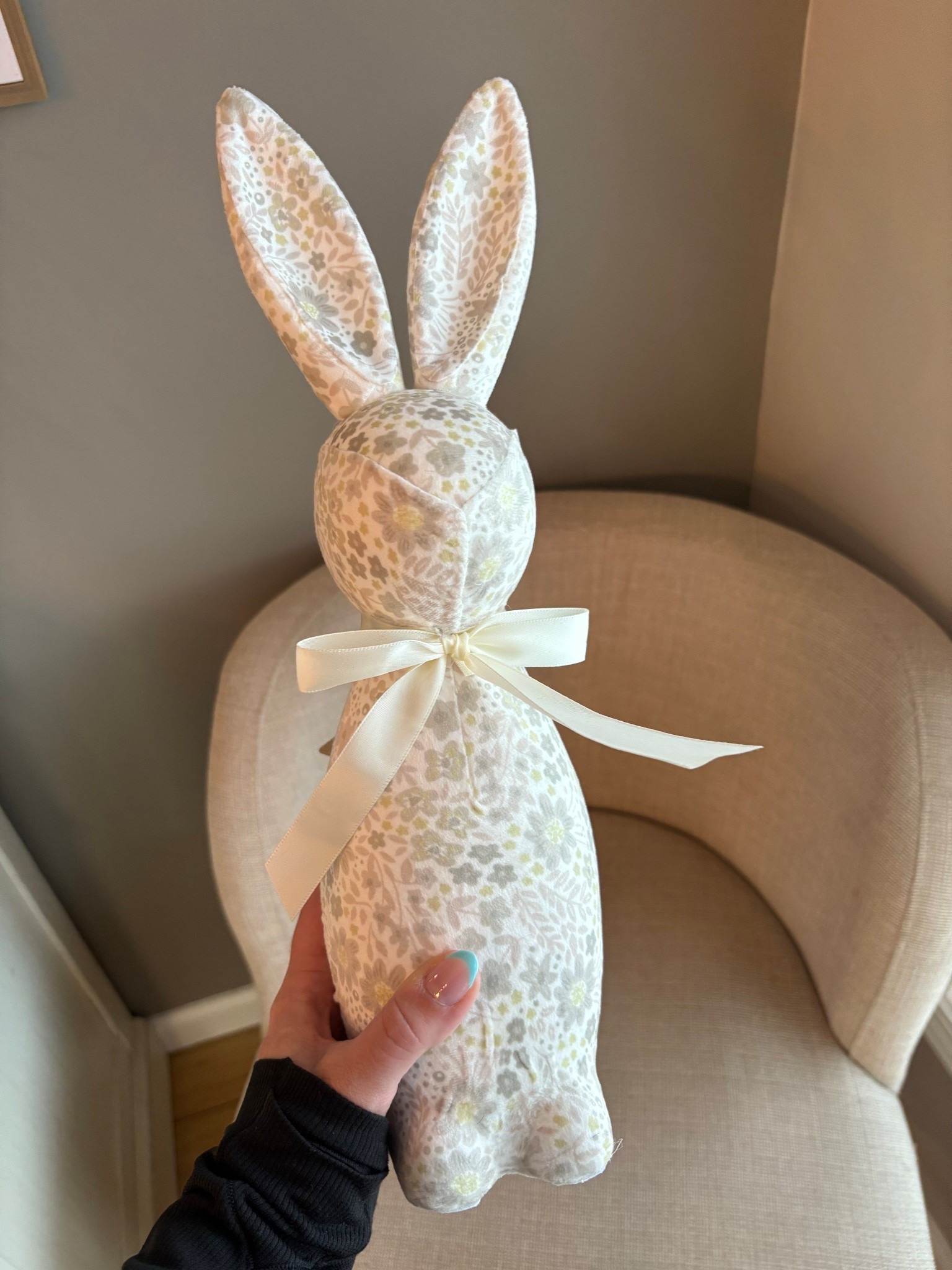 Walmart Easter decor, neutral & gorgeous floral print! Linking all pieces I purchased in store today!

#LTKSeasonal #LTKStyleTip #LTKHome
