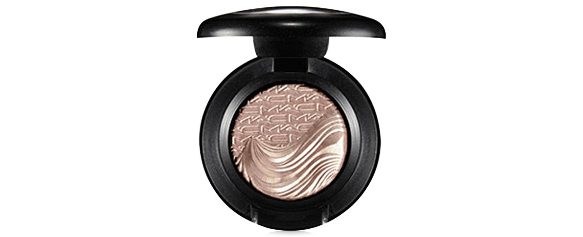 Mac Extra Dimension Eye Shadow - A Natural Flirt (iridescent light pink) | Macy's