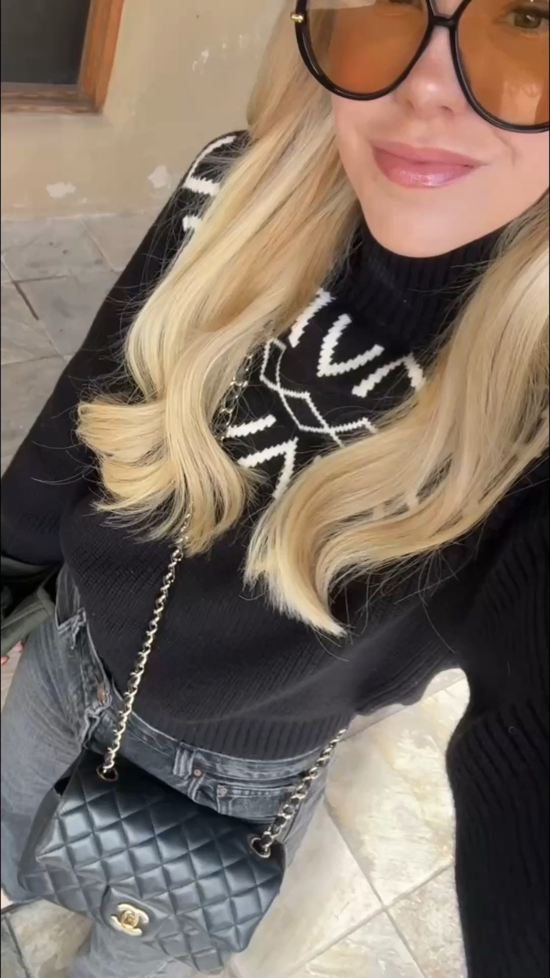 Santa Fe outfit 
Black sweater
Sweater 
Black jacket
Barrel jeans 


#LTKdayinmylife #LTKTravel #LTKootd