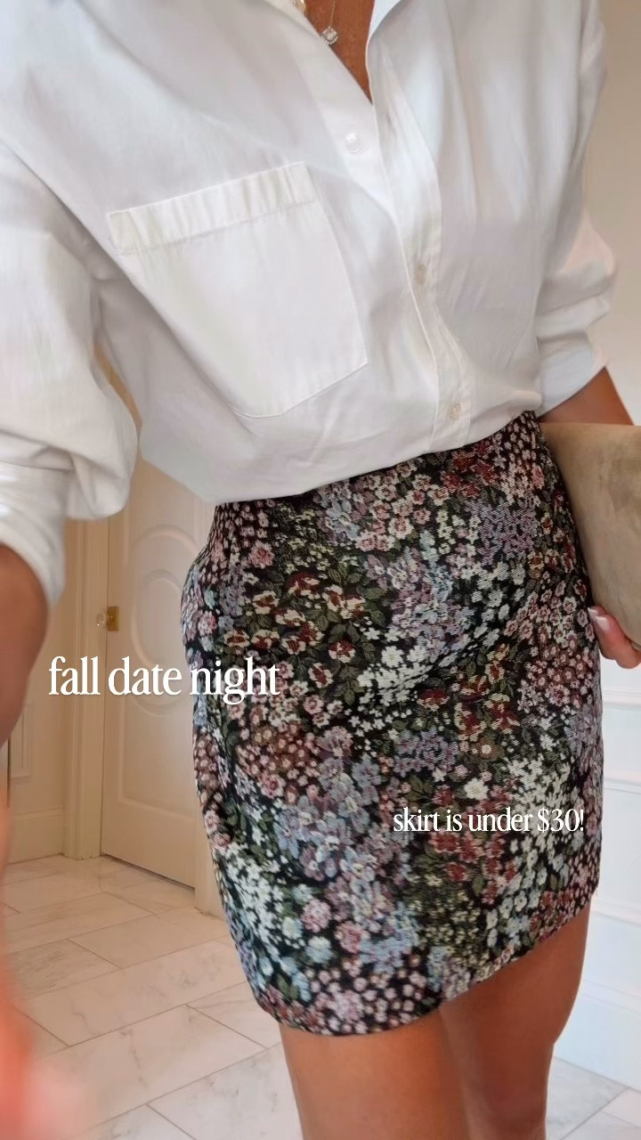 This @Walmart set is incredibly chic and under $75! So many ways to style the pieces. This runs big I suggest sizing down! I'm in a size 0

#LTKootd #LTKSeasonal #LTKOver40
