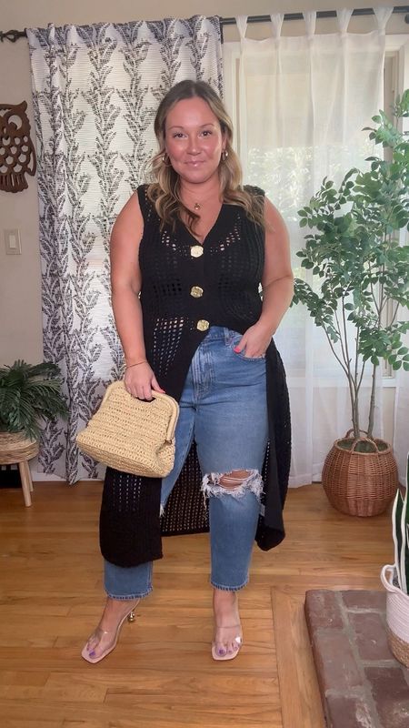 Summer Date night outfit 
Abercrombie corset size XL, has adjustable straps 
Tunic is one size, such great quality and I love the gold buttons! 
Jeans size 14 x short
Heels run tts and are comfy!!!! 

Summer outfit, date night outfit, midsize style

#LTKMidsize #LTKSeasonal #LTKOver40