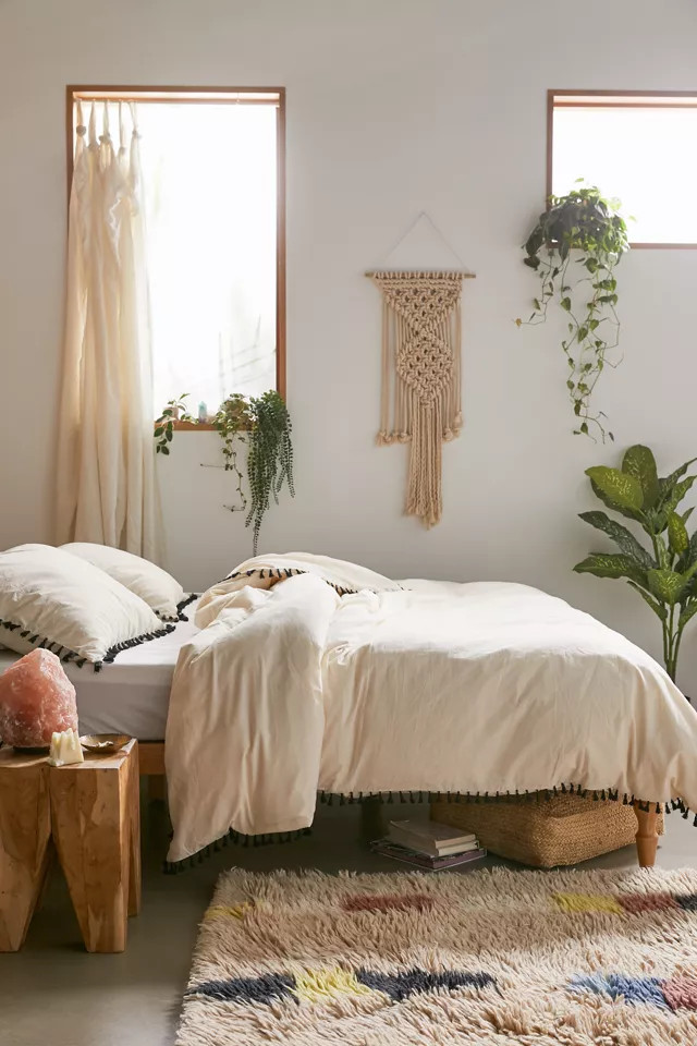 Washed Cotton Tassel Duvet Cover | Urban Outfitters (US and RoW)