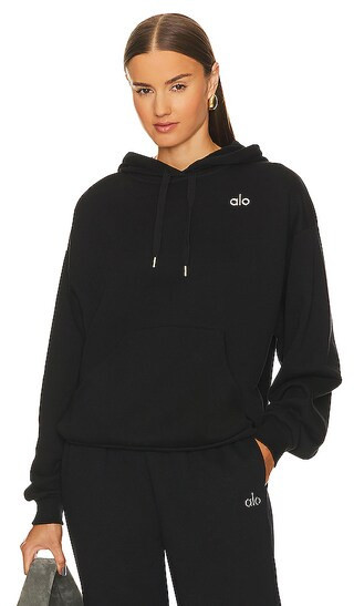 alo Accolade Hoodie in Black. - size XXS | Revolve Clothing (Global)