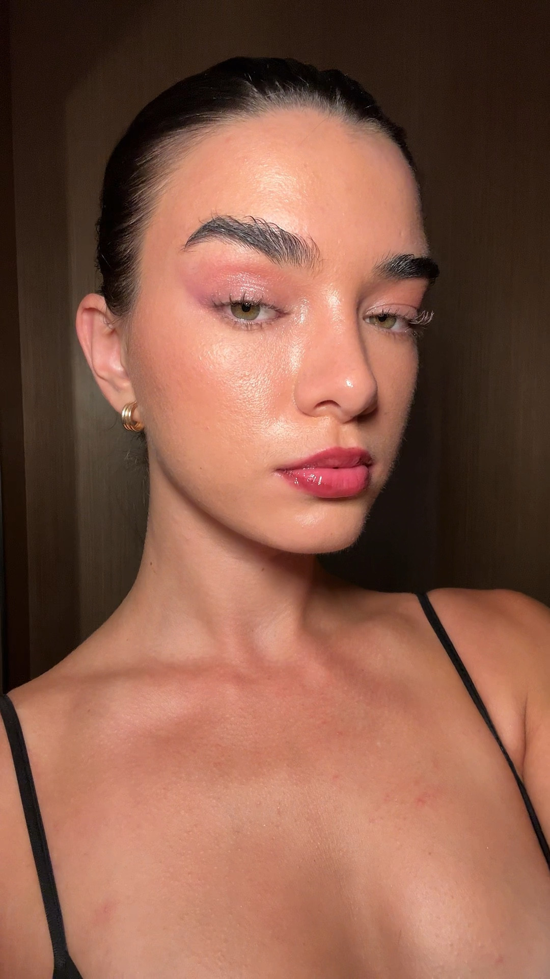 the easiest purple glowy eyeshadow look for green eyes💚

#LTKautumn #LTKbeauty #LTKeurope